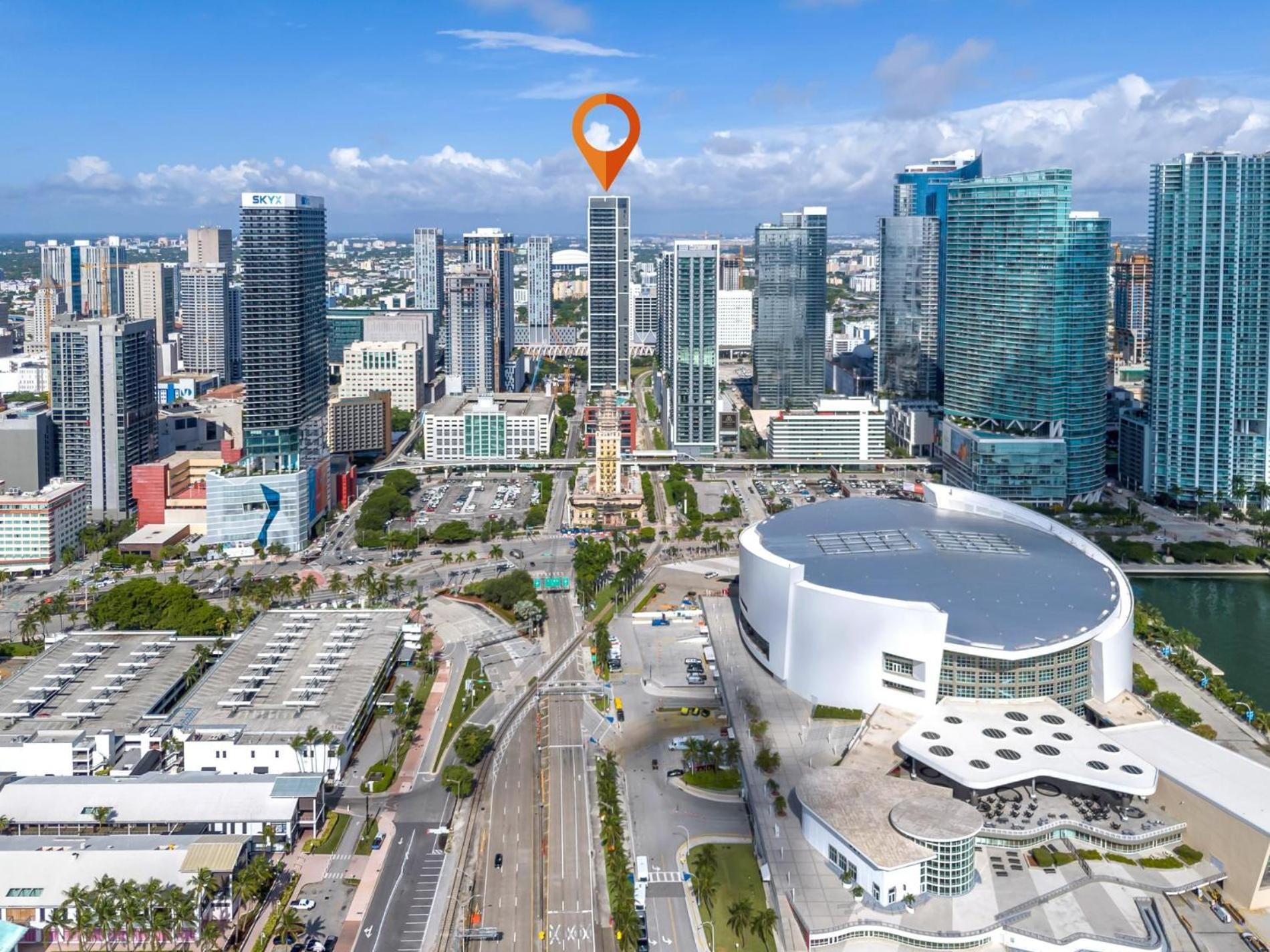 Modern 1Br Apartment With Breathtaking Views Heart Of Downtown ไมอามี ภายนอก รูปภาพ