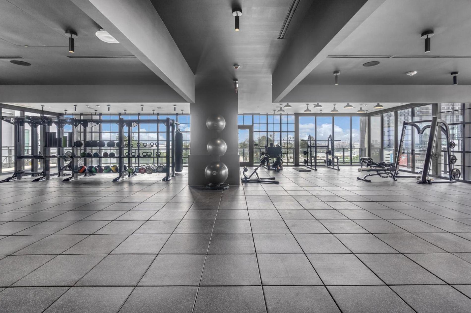 Modern 1Br Apartment With Breathtaking Views Heart Of Downtown ไมอามี ภายนอก รูปภาพ