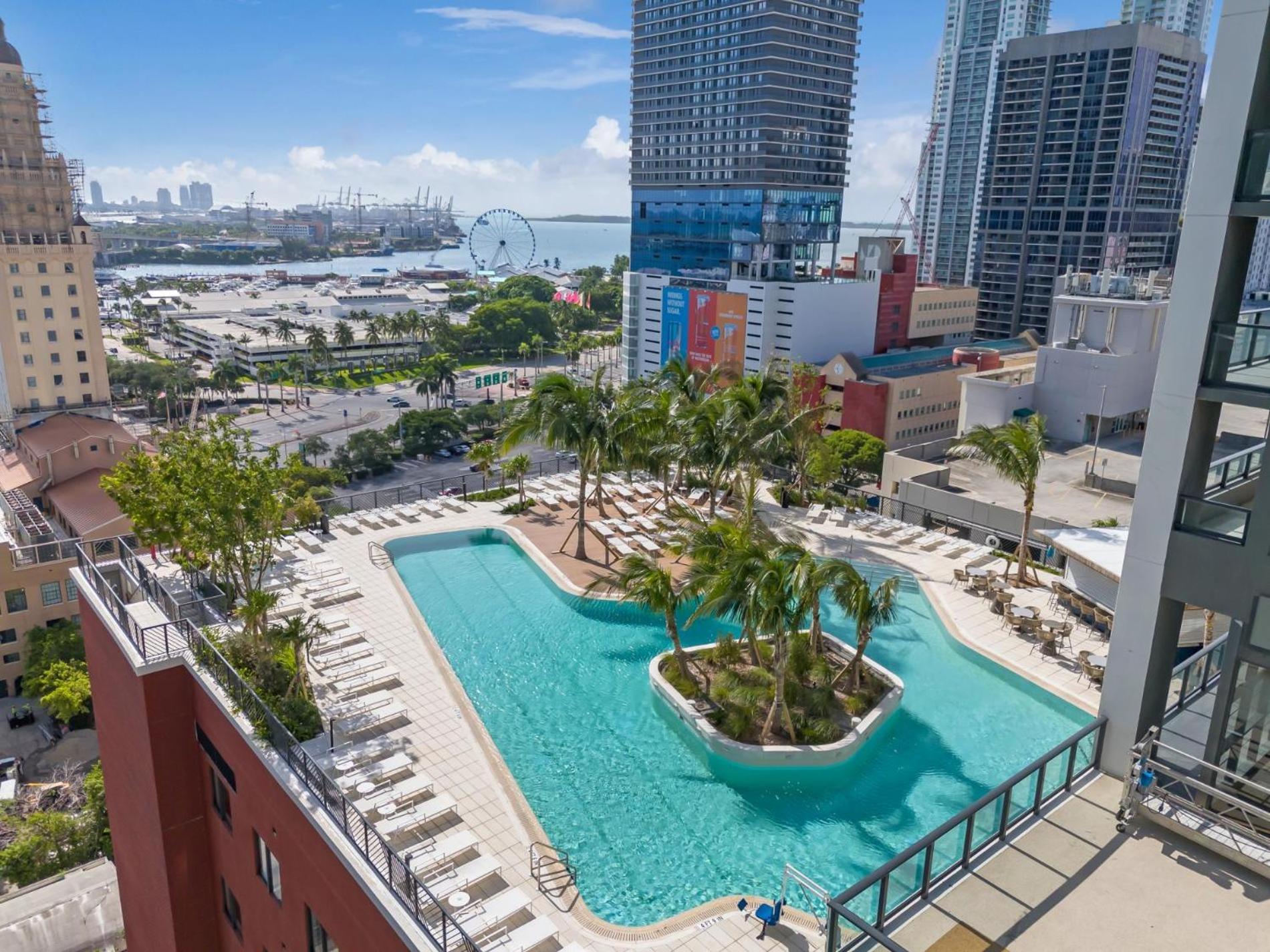 Modern 1Br Apartment With Breathtaking Views Heart Of Downtown ไมอามี ภายนอก รูปภาพ